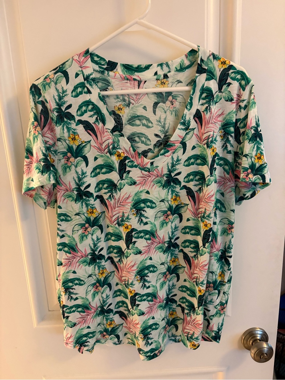 Loft Floral Tropical V-Neck Women's Top